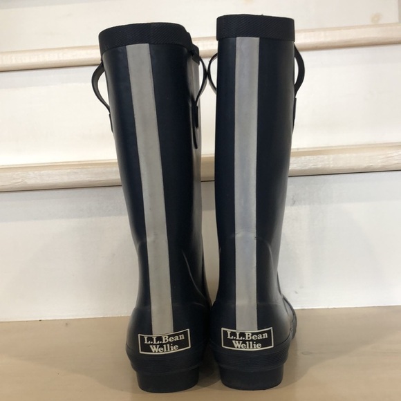 𝅺LL Bean rain boots Wellie style with pull tabs - Picture 2 of 8
